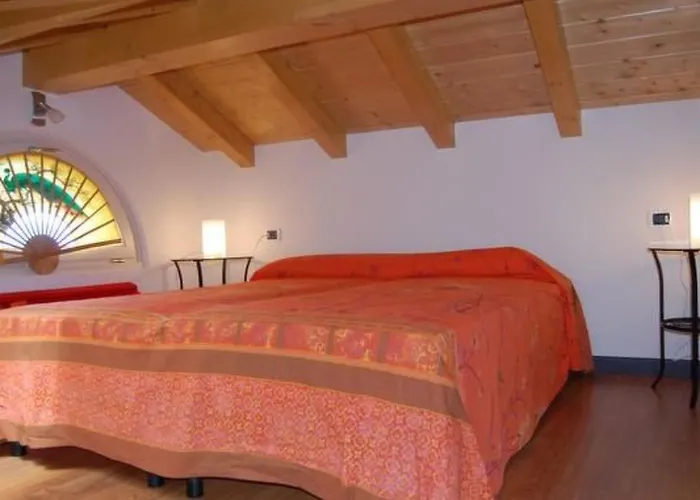 Holiday home Rustikales Haus In Ruhiger Lage Mit Seesicht By Interhome Pianello Del Lario