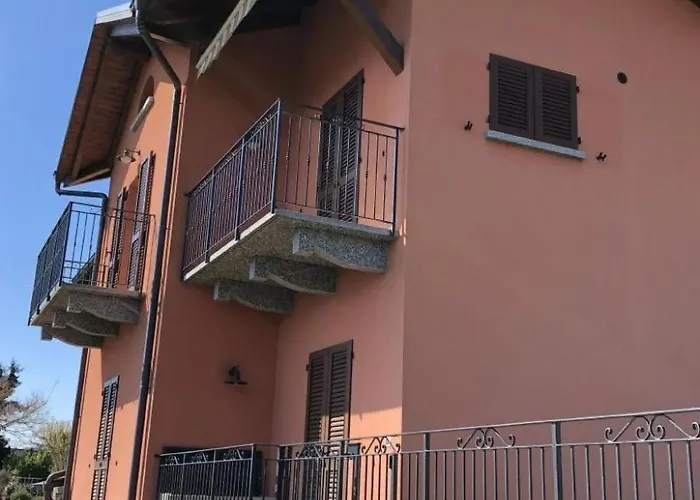 別荘 Rustikales Haus In Ruhiger Lage Mit Seesicht By Interhome Pianello Del Lario