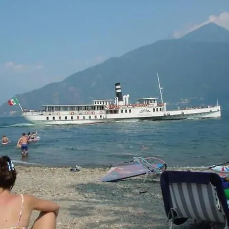 Rustikales Haus In Ruhiger Lage Mit Seesicht By Interhome Nyaraló