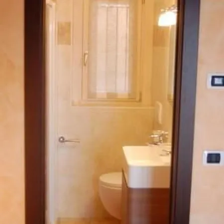 Feriehus Rustikales Haus In Ruhiger Lage Mit Seesicht By Interhome Pianello Del Lario