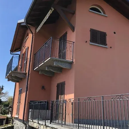 度假居 Rustikales Haus In Ruhiger Lage Mit Seesicht By Interhome Pianello Del Lario